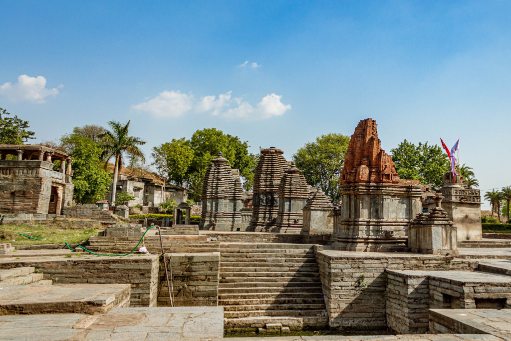 જો તમે વરસાદમાં ફરવા માટે સુંદર અને સુરક્ષિત સ્થળ શોધી રહ્યા છો, તો રાજસ્થાન તરફ જાવ