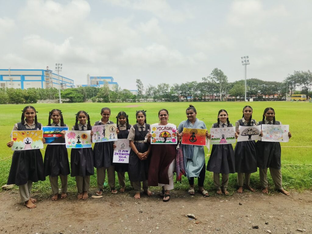 અદાણી ફાઉન્ડેશન-હજીરા દ્વારા આંતરરાષ્ટ્રીય યોગ દિવસની ઉત્સાહભેર ઉજવણી