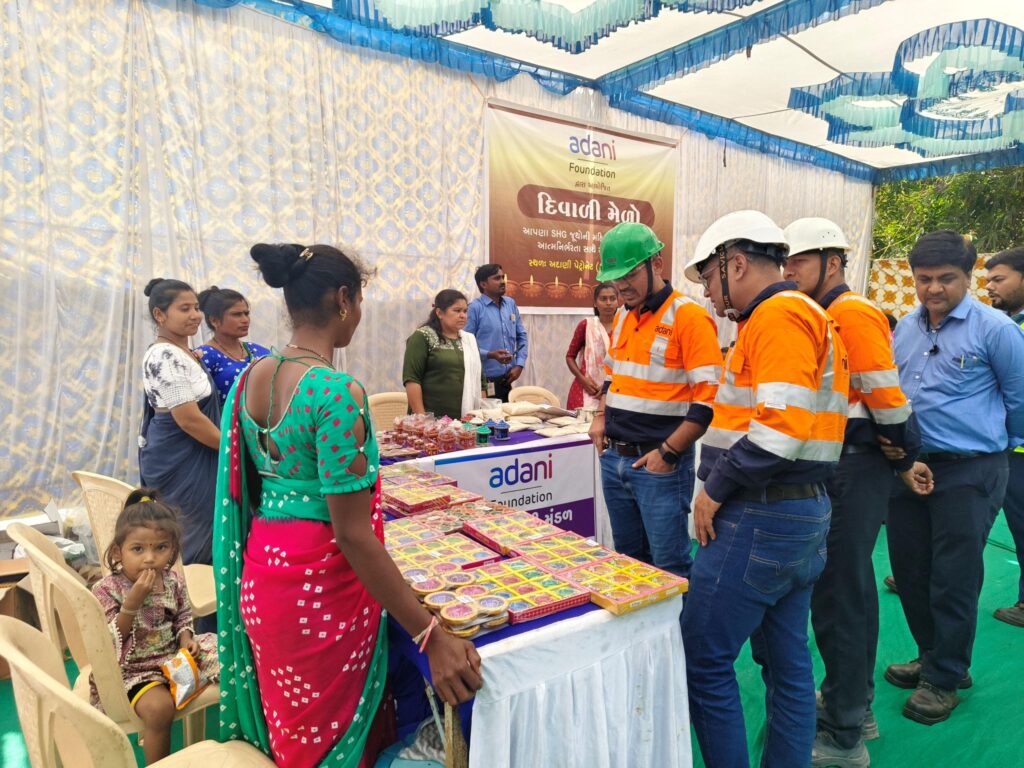 અદાણી ફાઉન્ડેશન દહેજ દ્વારા દિવાળી મેળા મારફતે મહિલાઓના ઉદ્યોગસાહસને નવો વેગ મળ્યો