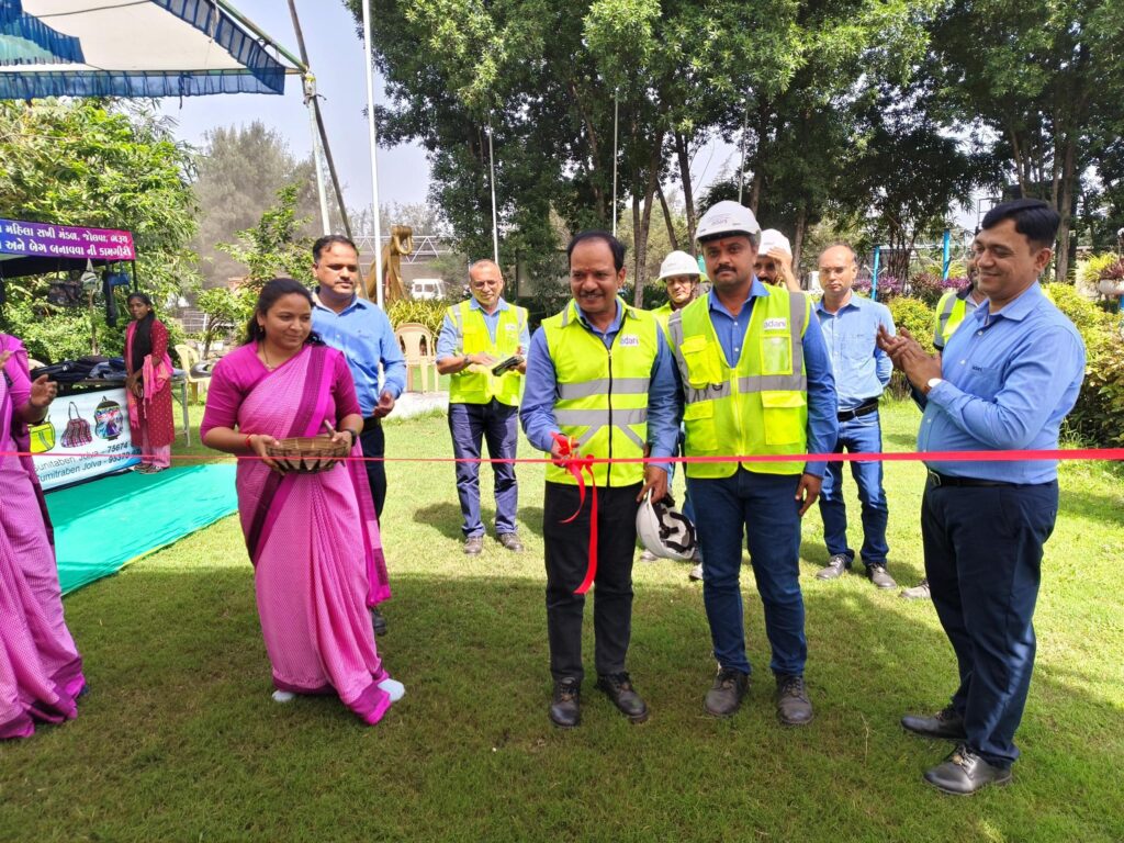 અદાણી ફાઉન્ડેશન દહેજ દ્વારા દિવાળી મેળા મારફતે મહિલાઓના ઉદ્યોગસાહસને નવો વેગ મળ્યો