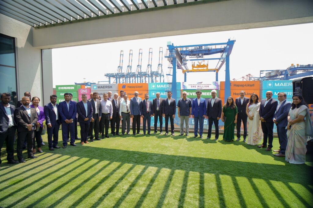 અદાણી પોર્ટસના કોલંબો ટર્મિનલે કાર્યારંભના પહેલા જ વર્ષે દસ લાખ કન્ટેનર હેન્ડલ કર્યા