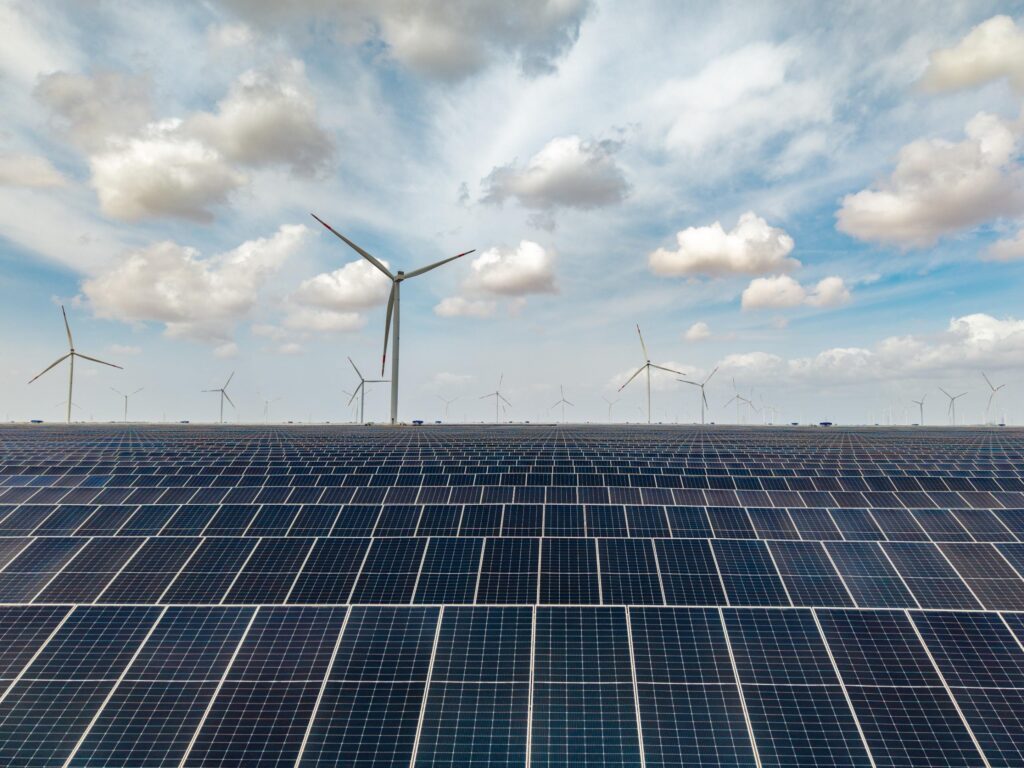 અદાણી ગ્રીન એનર્જીએ ઇતિહાસ રચ્યો, 20 GW ક્ષમતાને પાર કરનારી પ્રથમ ભારતીય કંપની; ન્યૂ યોર્કને 1 વર્ષ સુધી વીજળી આપી શકે