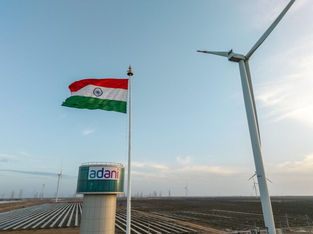 અદાણી ગ્રીન એનર્જીએ ઇતિહાસ રચ્યો, 20 GW ક્ષમતાને પાર કરનારી પ્રથમ ભારતીય કંપની; ન્યૂ યોર્કને 1 વર્ષ સુધી વીજળી આપી શકે